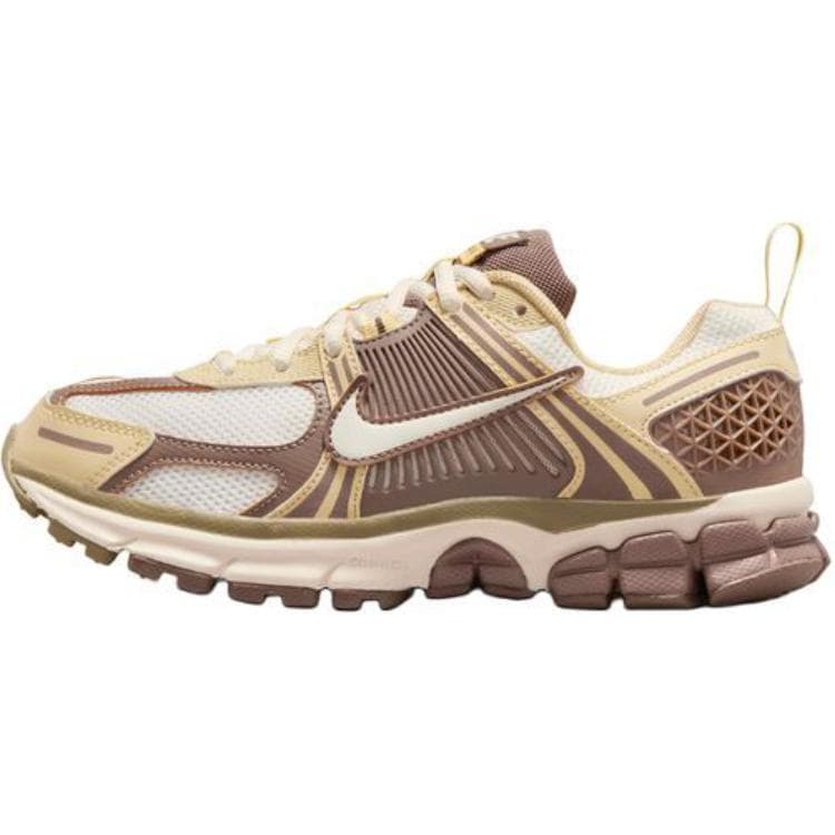 Nike VOMERO 5