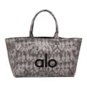 Alo Iconic Shopper