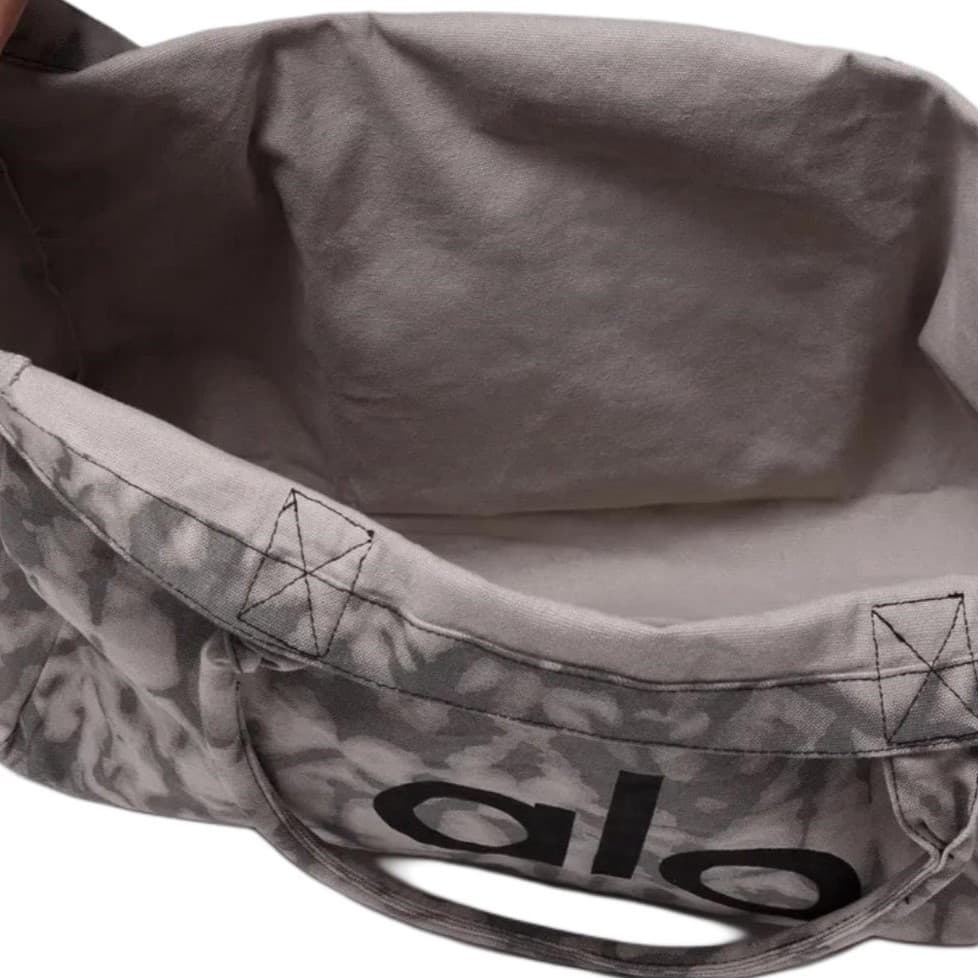 Alo Iconic Shopper