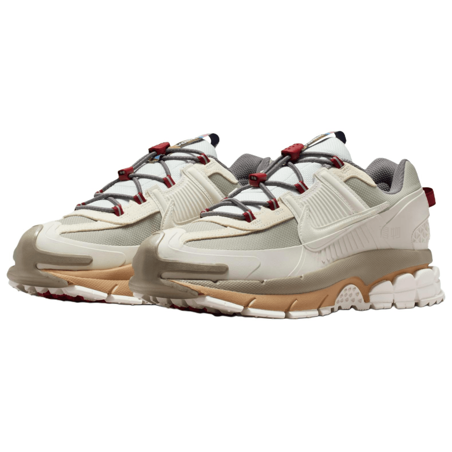 Nike ZOOM VOMERO ROAM CNY