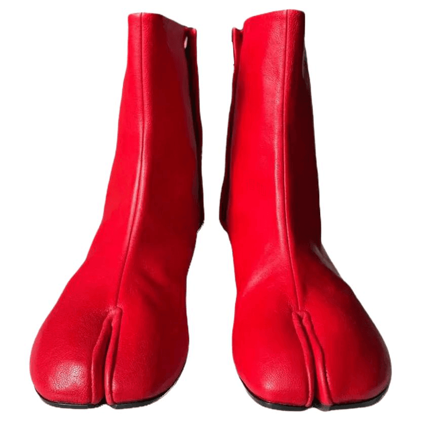 Maison Margiela Tabi Red