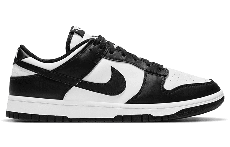Nike Dunk Low Retro "Panda"