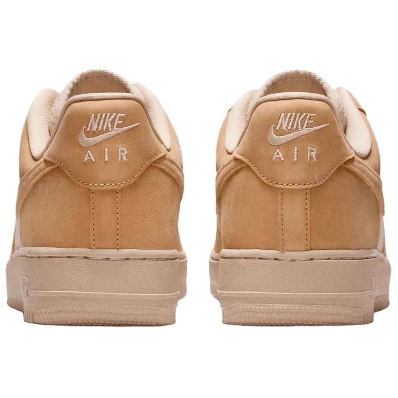 Nike Air Force 1 '07 LV8