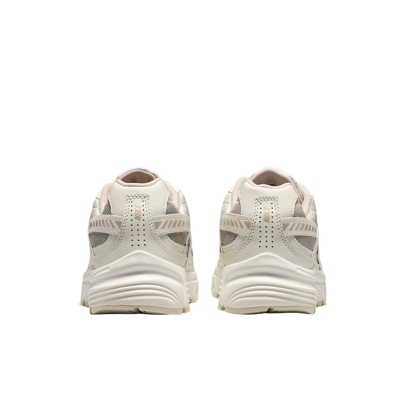 Nike Initiator