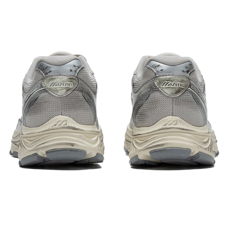 Mizuno Racer S Silver Grey