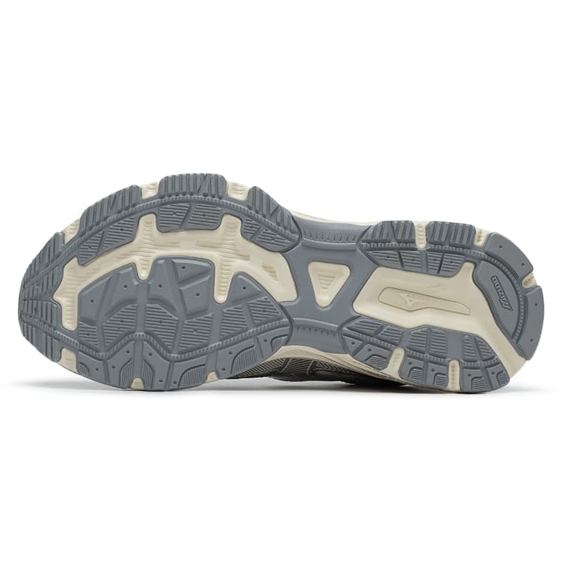 Mizuno Racer S Silver Grey