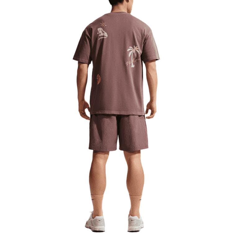 Nike Sportswear Club
