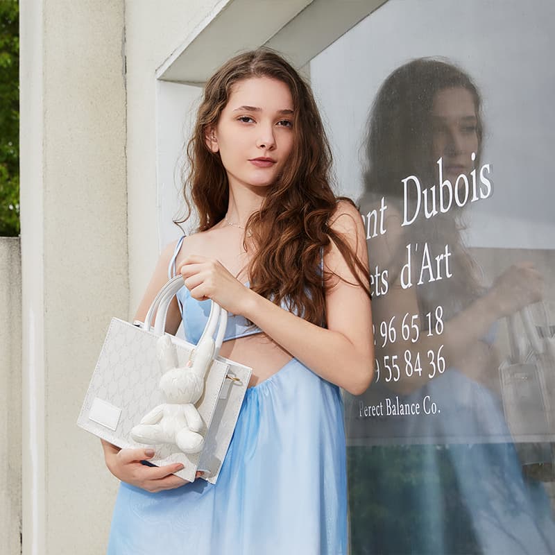 JANE KLAIN Classic Rabbit Tote Bag