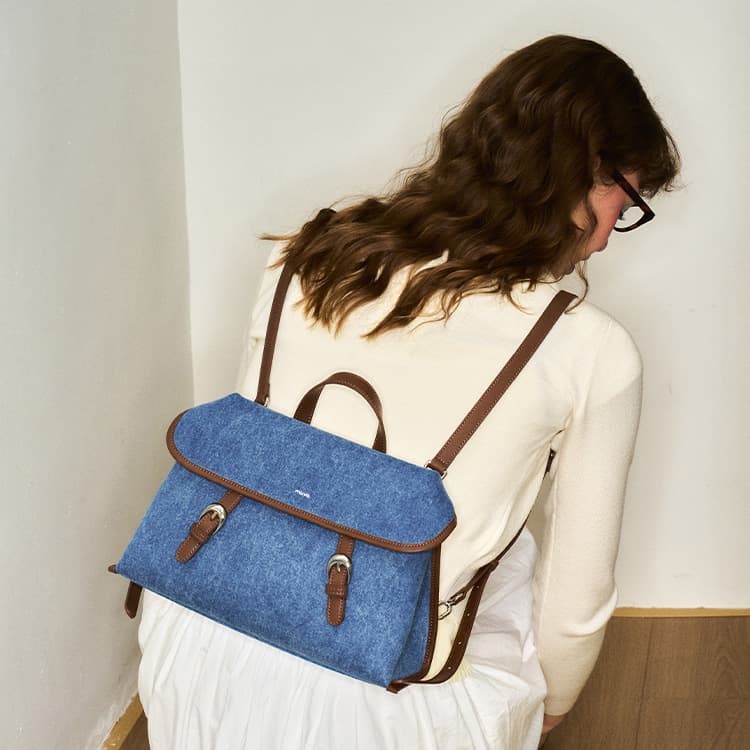 MUVA Canvas Backpack