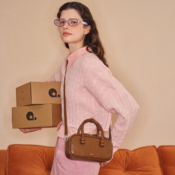MUVA Boston Bag