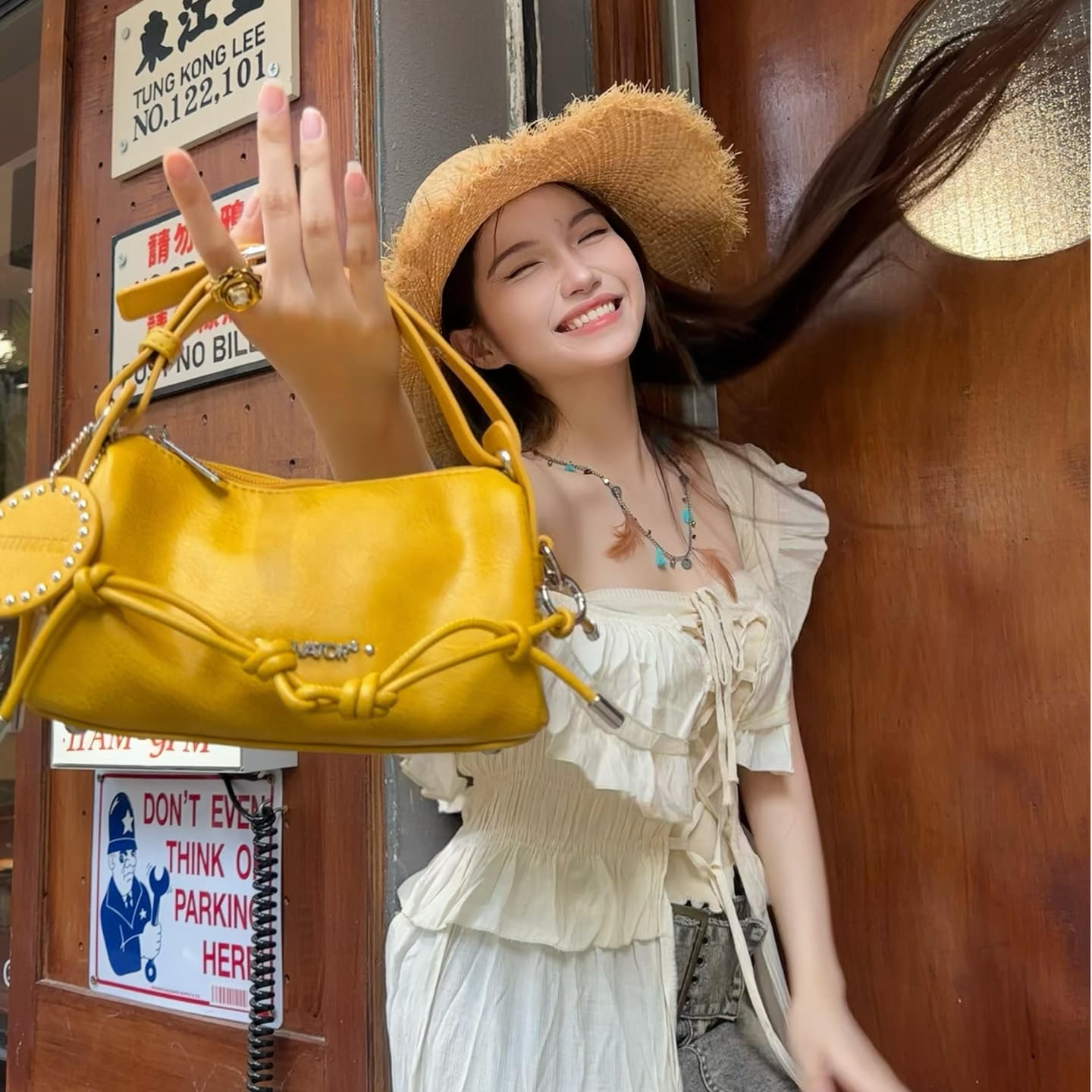 CULTIVATOR Handbag