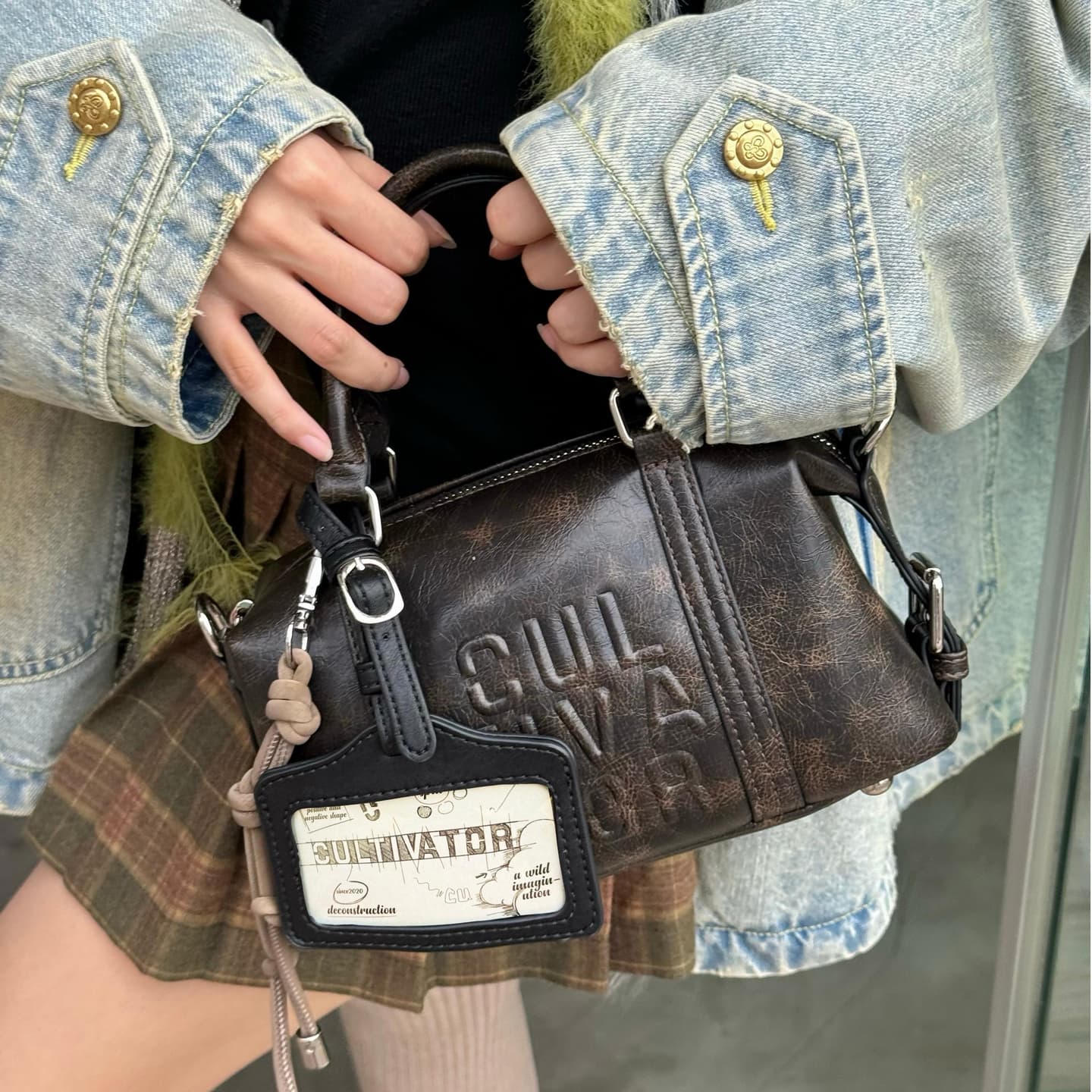 CULTIVATOR Boston Bag Small Brown