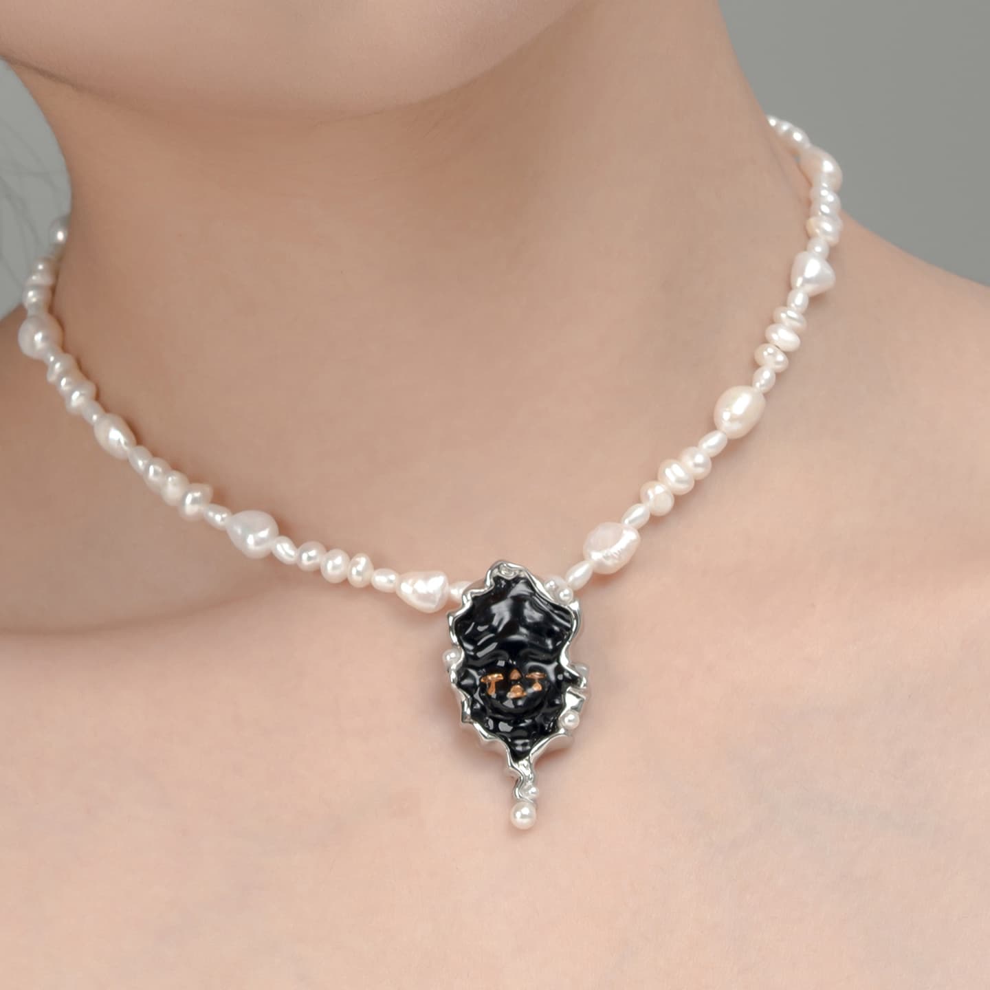 QUANDO Necklace
