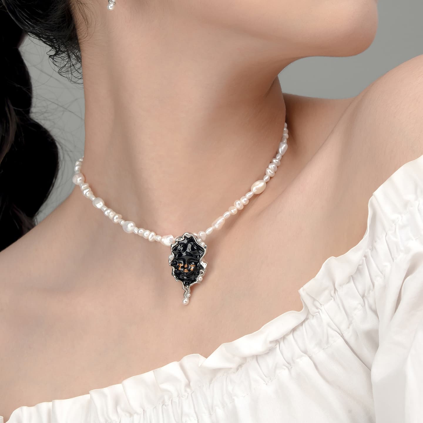 QUANDO Necklace