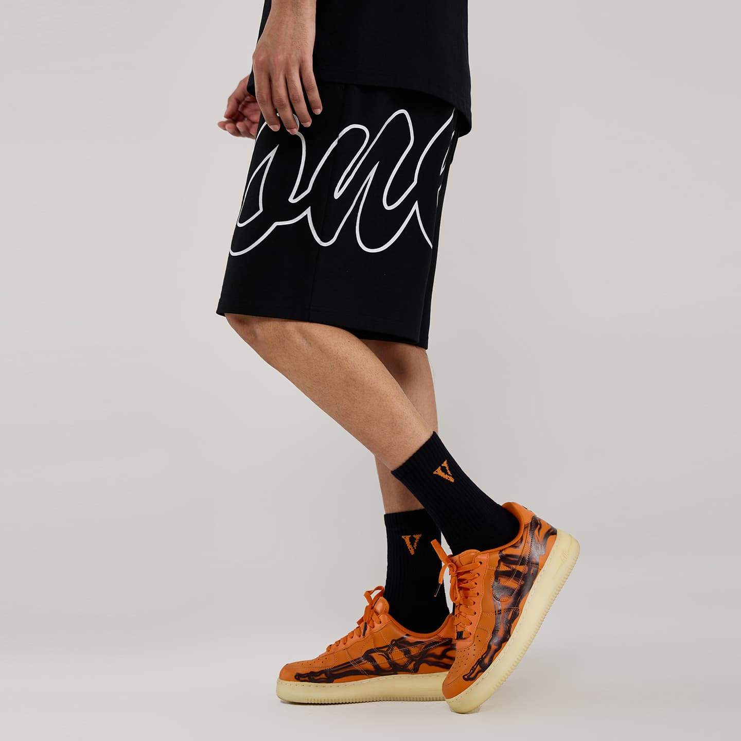 VLONE 3M Reflective Logo Shorts