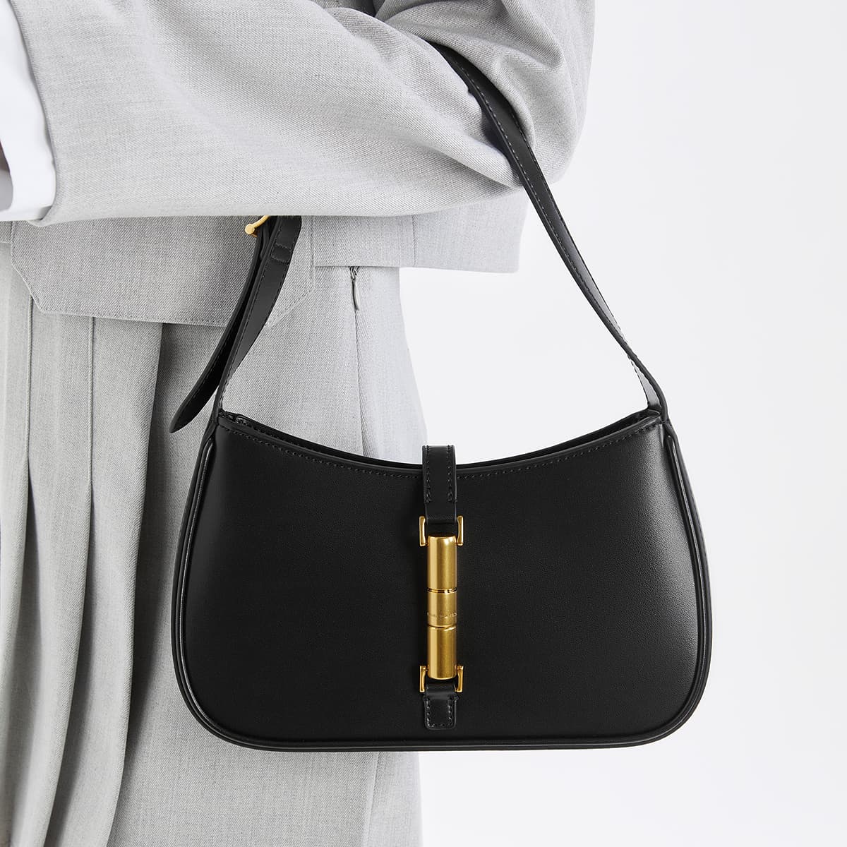 CHARLES&KEITH