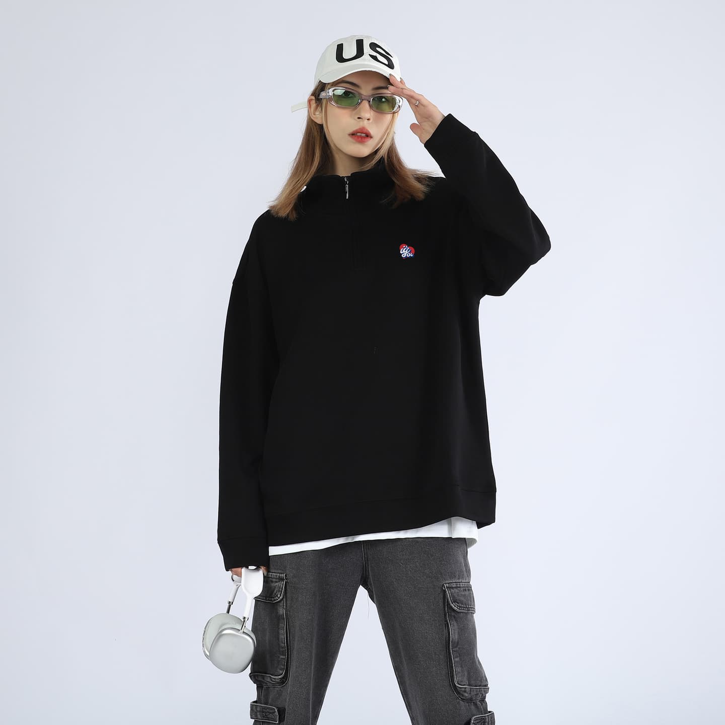 IGOI Classic Heart Logo Half-Zip Sweatshirt