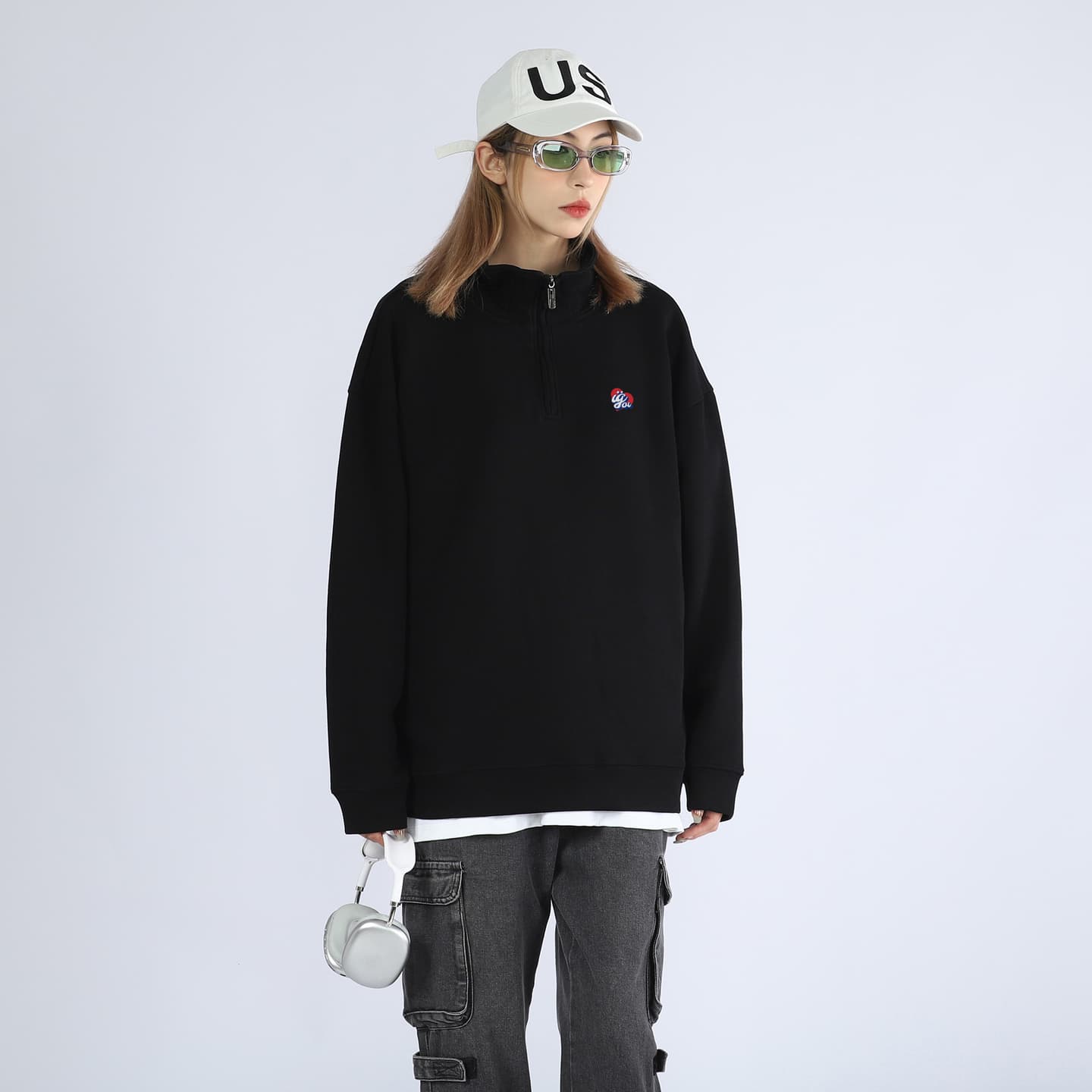 IGOI Classic Heart Logo Half-Zip Sweatshirt