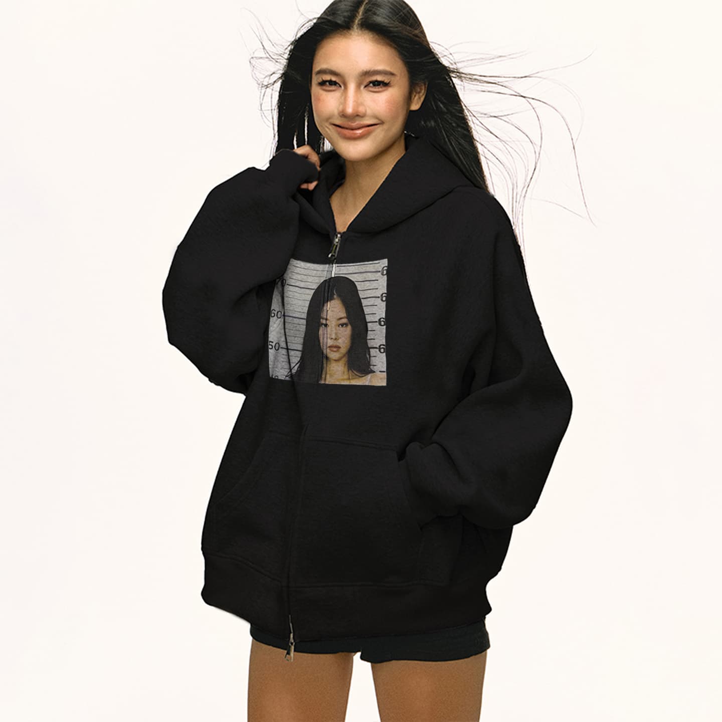 DOGANSON Vintage Portrait Print Sweatshirt