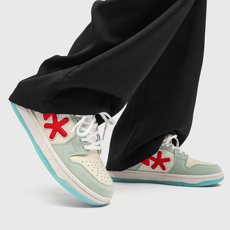 B.Duck Air Force 1 Snake Year Special Edition