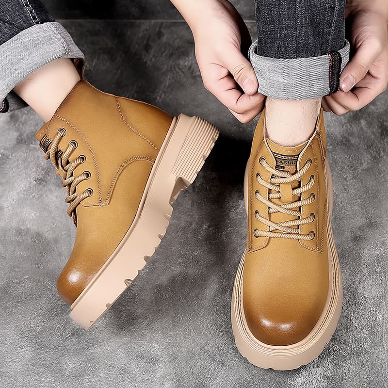 Yiminu Martin Boots Short Tube