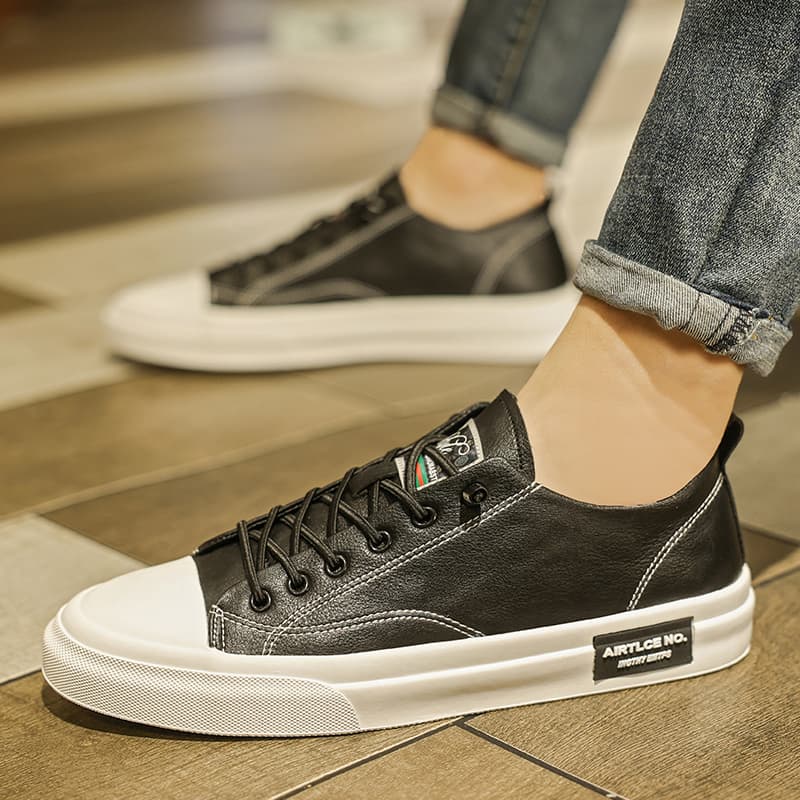 Yiminu Low Top Sneakers
