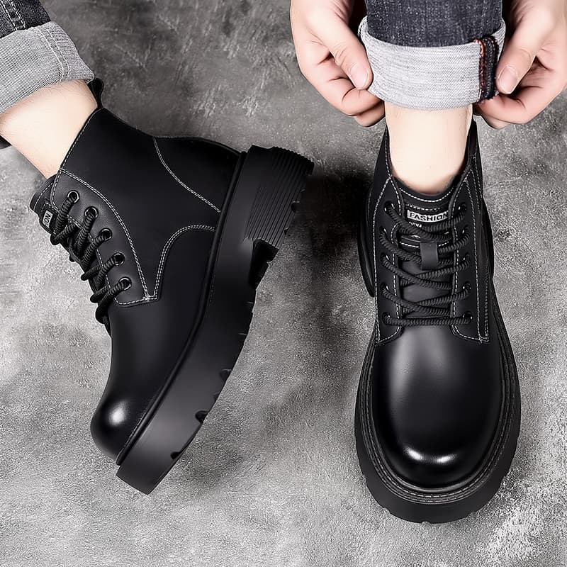 Yiminu Martin Boots Short Tube