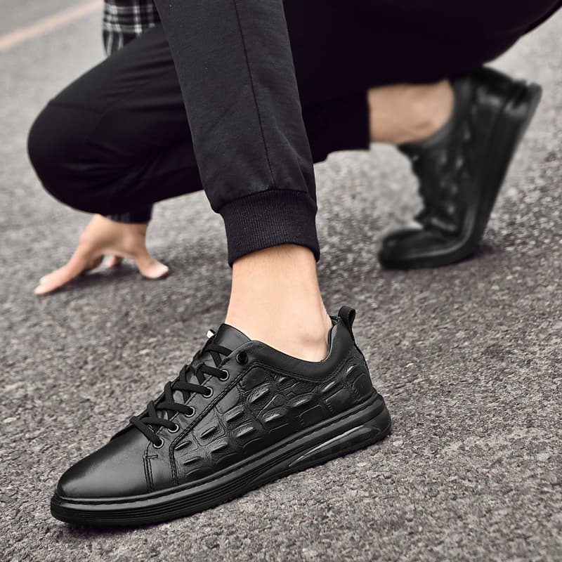 YIMINU Casual Leather Sneakers