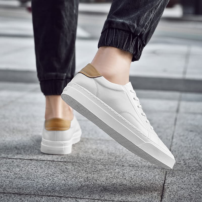 Yiminu Low Top Sneakers