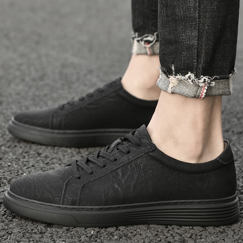 Yiminu Low Top Sneakers