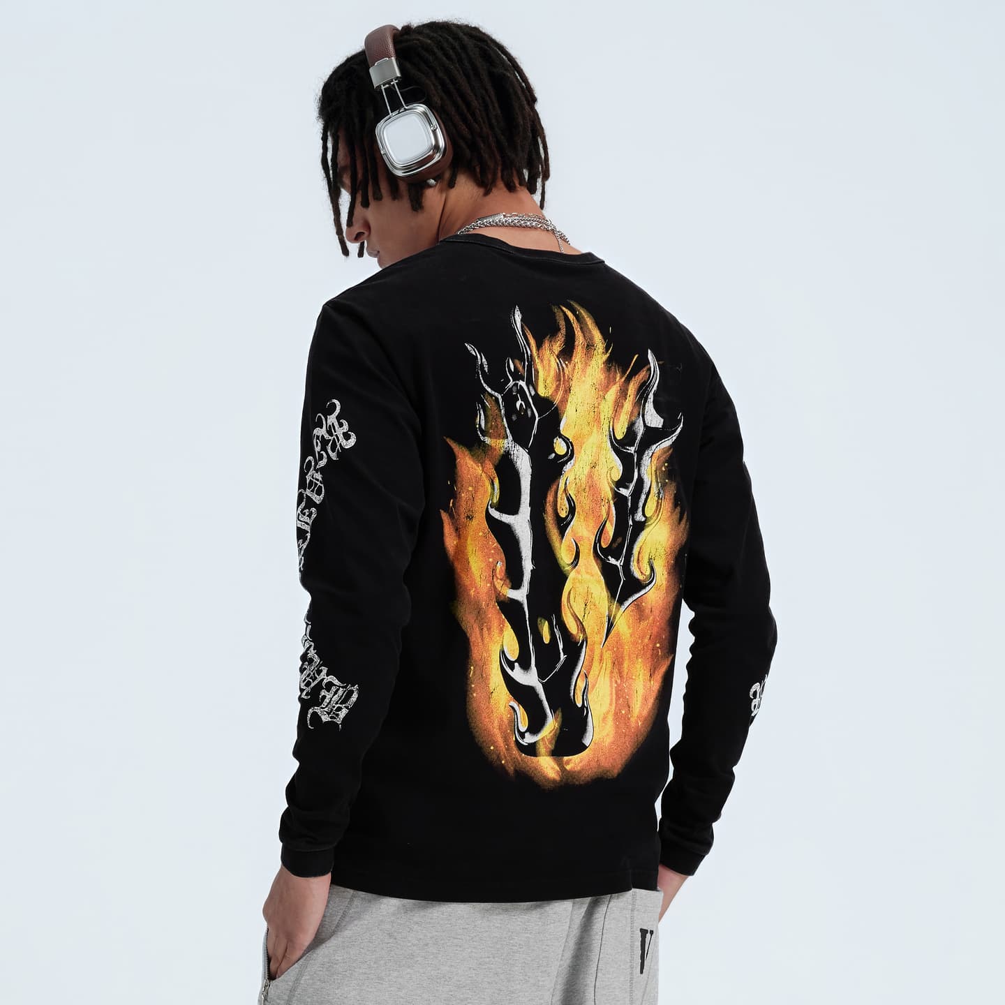 VLONE Flame Logo Long Sleeve Tee