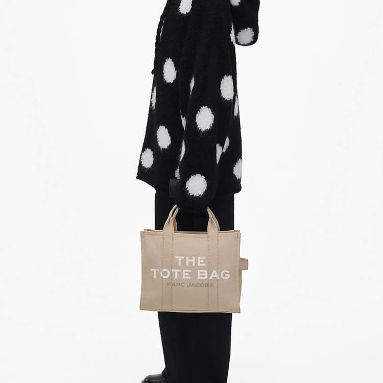 MARC JACOBS Traveler Tote Bag Small Off-White