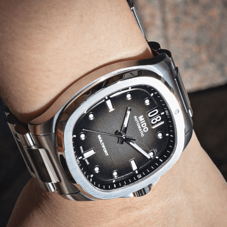 MIDO M049.526.11.081.00