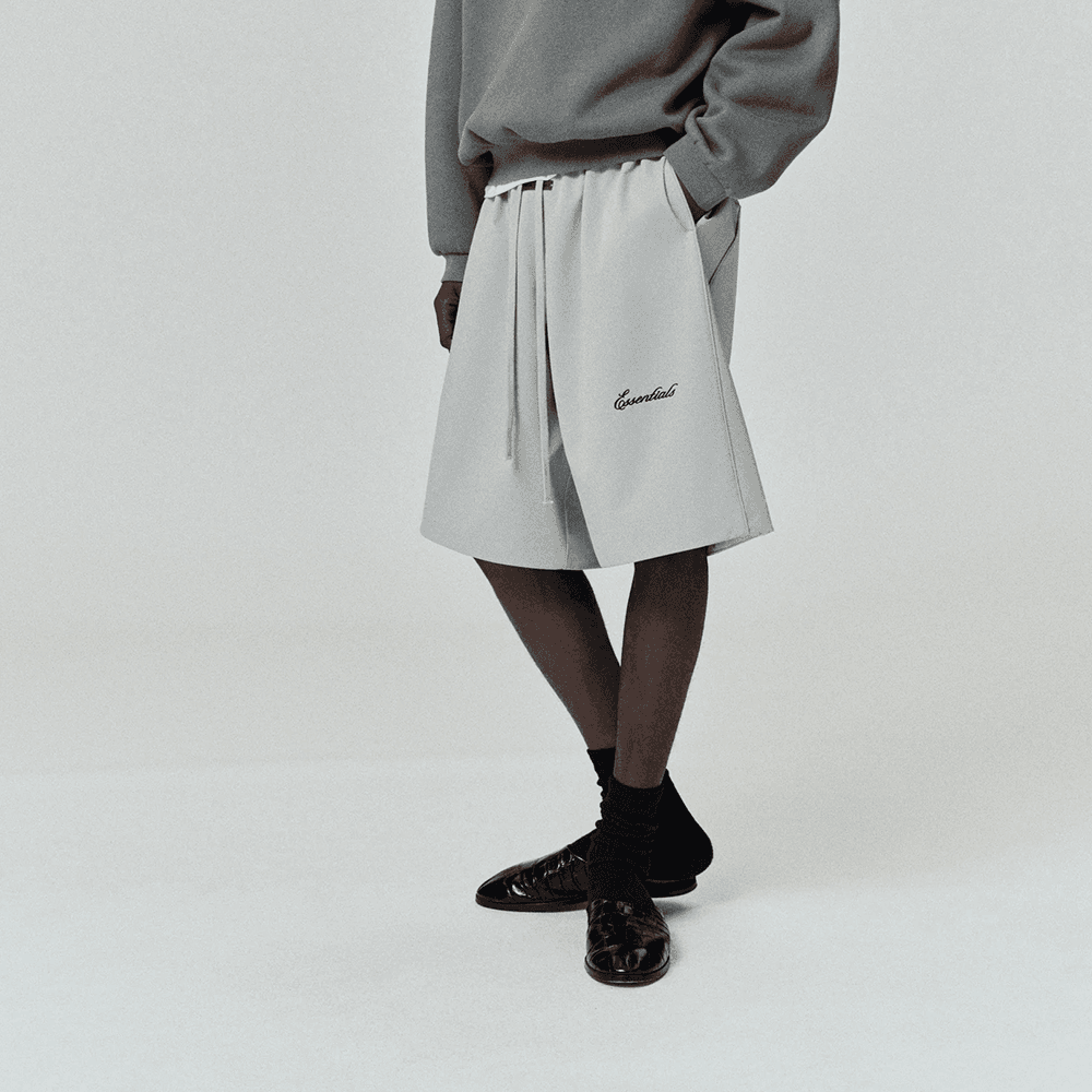 Fear of God Essentials SS25 Relaxed Fleece Sweatshort With Piping ABBEY STONE PRING DROP2