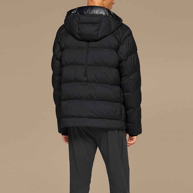 On Challenger Jacket Black