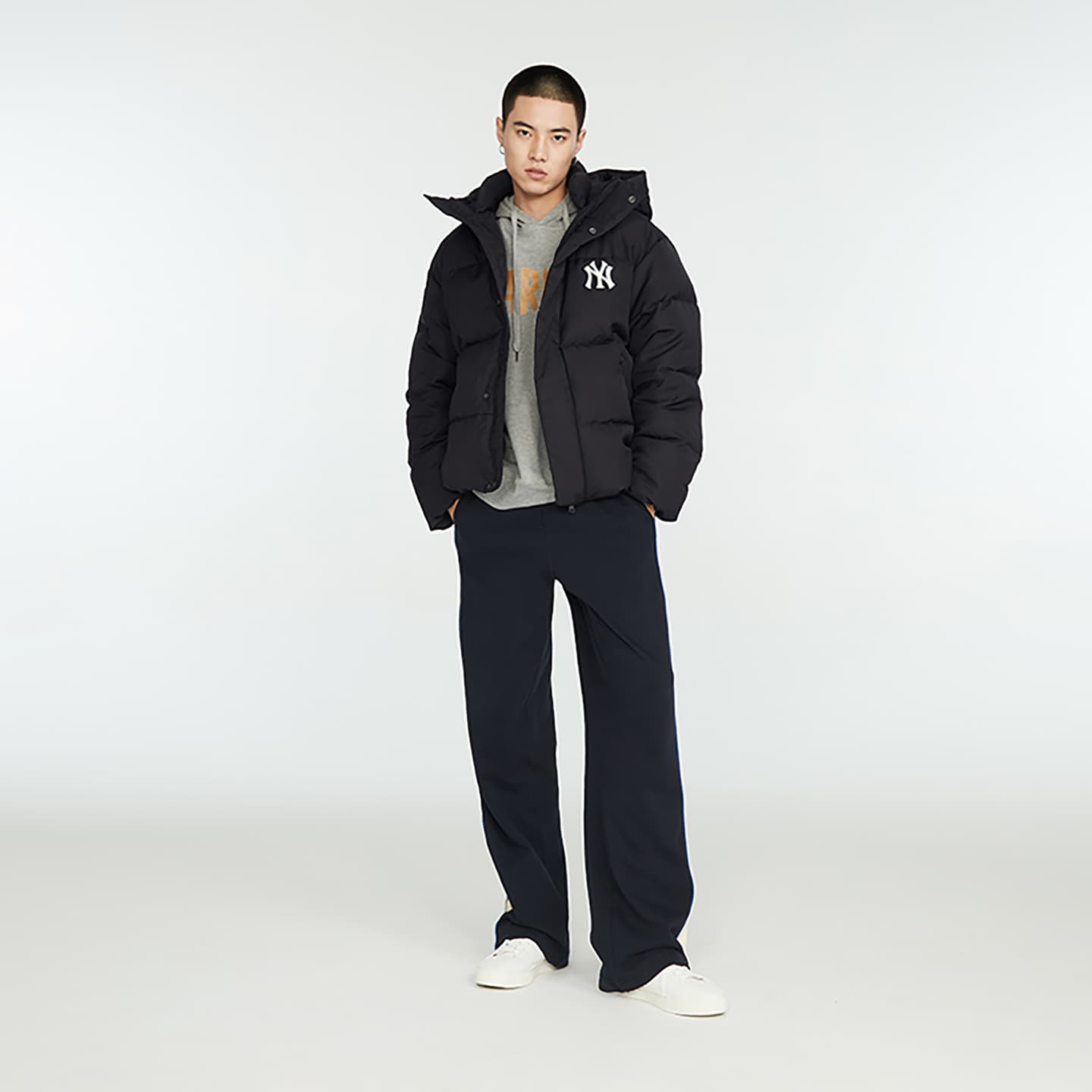 MLB Yankees Puffer Jacket Black