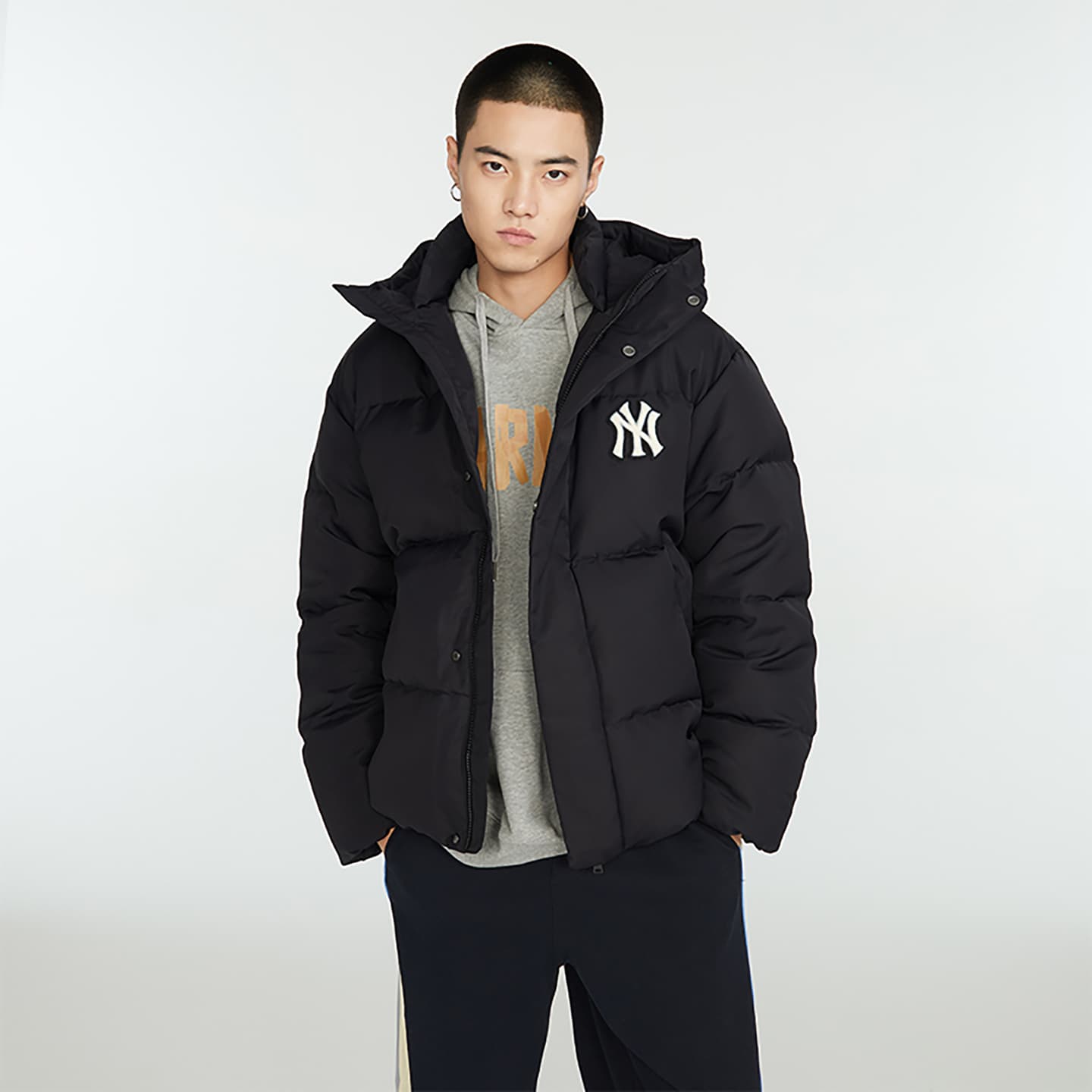 MLB Yankees Puffer Jacket Black