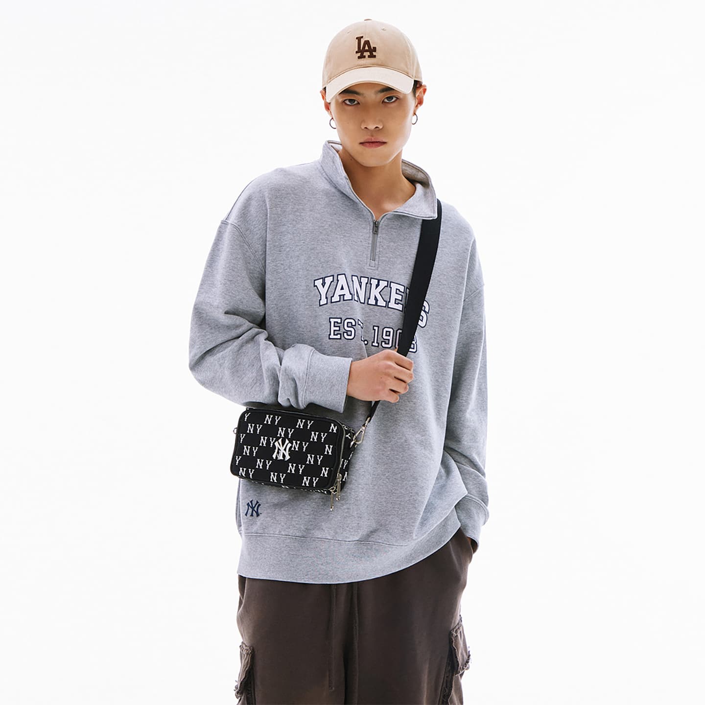 MLB Retro Black Bag