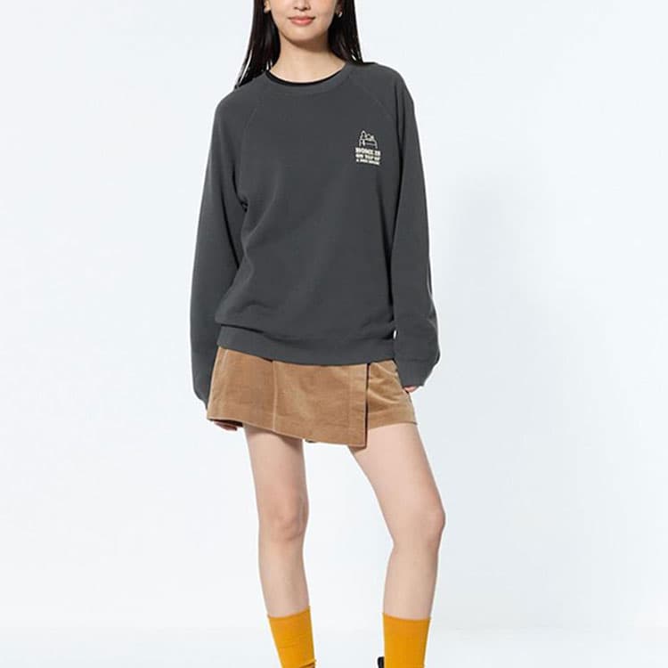 UNIQLO x PEANUTS Crew Neck Sweatshirt Dark Gray
