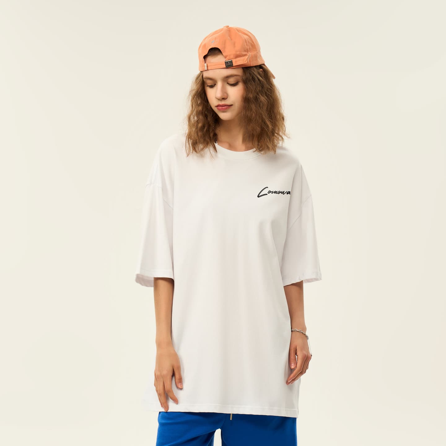 COMOWA Vintage Embroidered Heart Logo T-Shirt