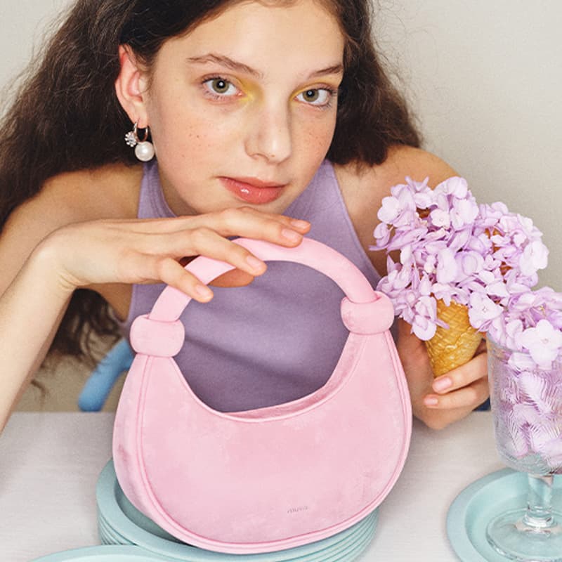 MUVA Crescent Bag