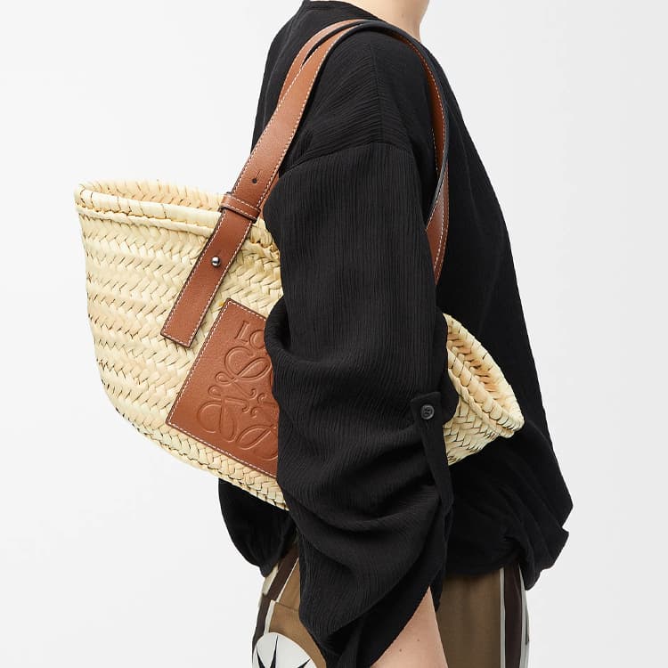 LOEWE Basket Anagram