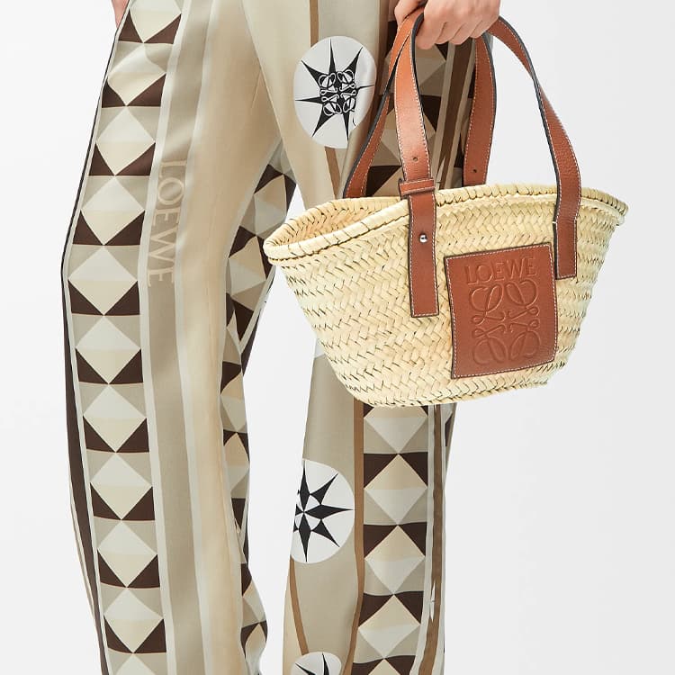LOEWE Basket Anagram