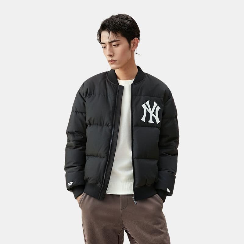 New Era x MLB Yankees Embroidered Logo Jacket